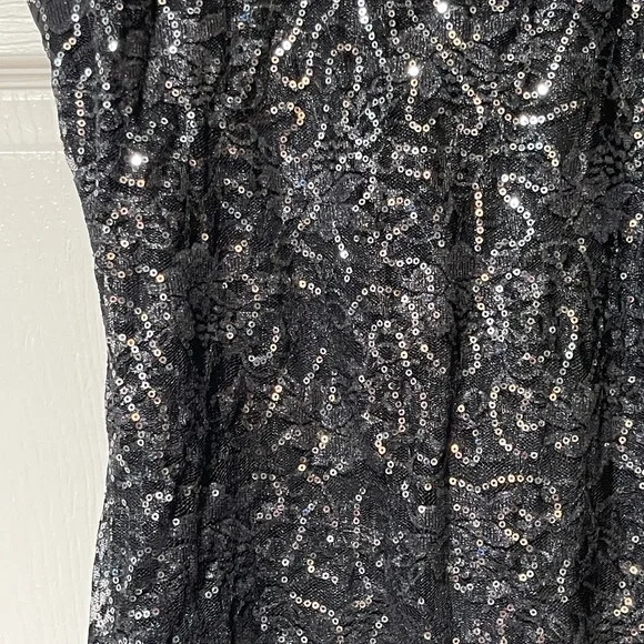 Black Sequin Women's Top - Picture 3 of 4